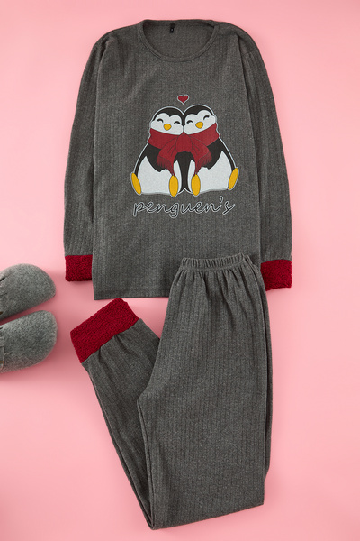 Edit by Trendyol Multicolor Penguin Printed Ribbed Knitted Pajamas Set Tedaw2...