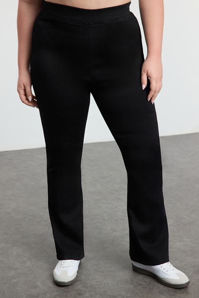 Trendyol Curve Черни дънки с голям размер испански крачоли с еластична талия Tbbaw25Cj00032