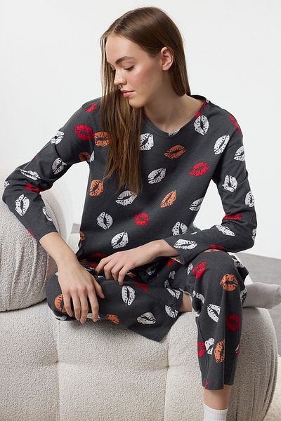 Trendyol Collection Комплект плетени пижами с антрацитни устни от 100% памук - Thmaw25Pt00183