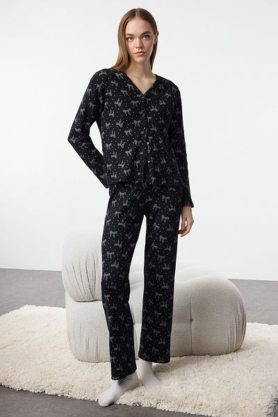 Trendyol Collection Puha szalagos masni bordás kardigán és kötött pizsama szett - fekete és többszínű THMAW25PT00074