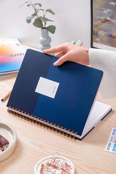 PAPERORA 20X28 Spiral Hard Cover Elastic Checkered Notepad Navy Blue