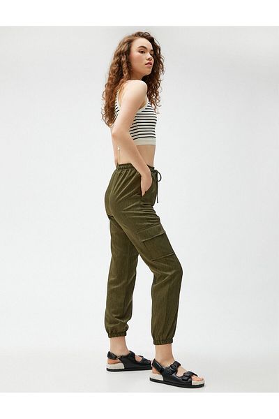 Koton Cargohose, Taillenschnürung, Taschendetail, elastisches Bein