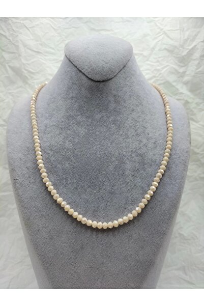 Arjew Crystal Necklace