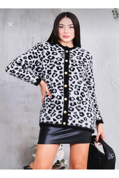 H&E LUXURY DESIGN Women's Crew Neck Leopard Print Black and White Cardigan