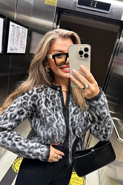 Jose Clothing Jachetă de tricotaj cu mânecă lungă cu efect de lână cu imprimeu leopard selectiv