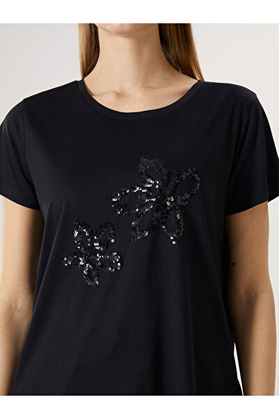 LC Waikiki Bisiklet Yaka Pul İşlemeli Kadın Bluz LCWAIKIKI Classic