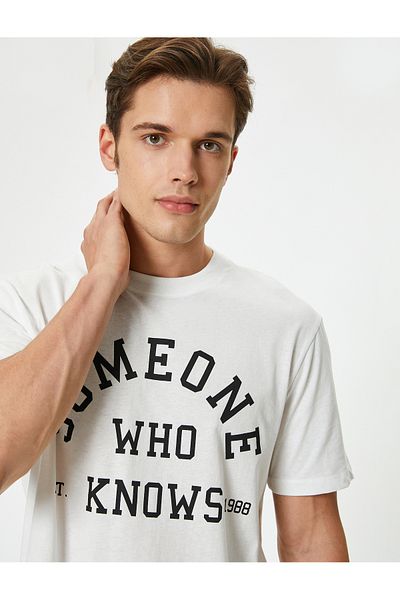 Koton T-Shirt mit Slogan-Print, kurzärmelig, Rundhalsausschnitt, Baumwolle, normale Passform