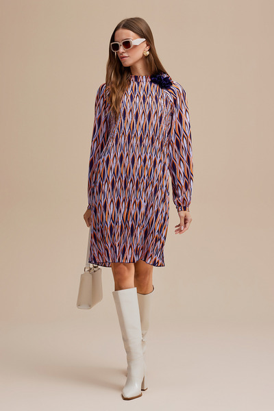 Naramaxx Gül Detaylı Piliseli Elbise