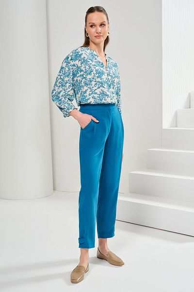 Naramaxx Soft Textured Trousers with Leg Detail