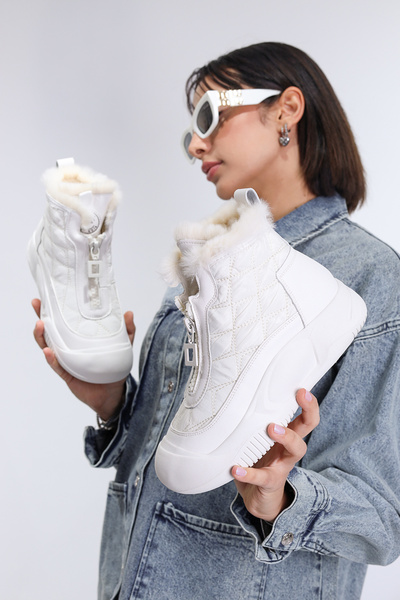 Guja Tita Saya Kısmı Su İtici Kumaş Materyal İç Kısmı Kürklü Kadın Spor Bot