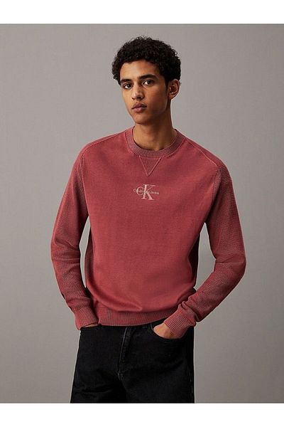 Calvin Klein Sweatshirt - Relaxed Fit and Stylish Design
