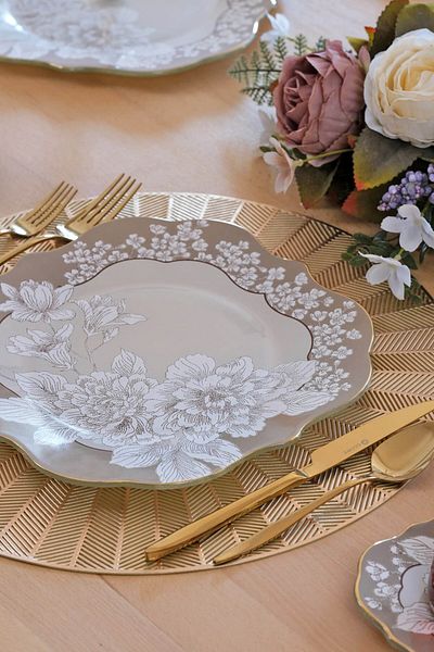 Glore Belize Gold Gilded Glass Serving Plate Set for 6 People