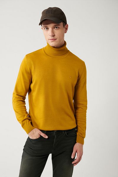 Avva Pánský hořčičný celorolákový svetr bez žmolků E 005002