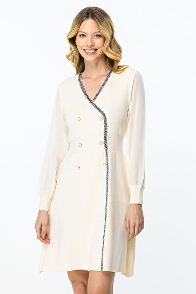 ON İnci Düğme Detaylı Midi Boy Elbise