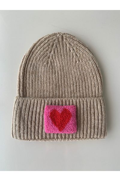 byebruketenci Luxury Beige Wool Children's and Teenager's Beanie - Pink Heart Punch Detailed