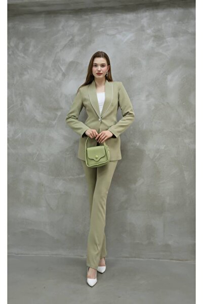 Bella Breeze Women's Stone Trim Button Detail Set