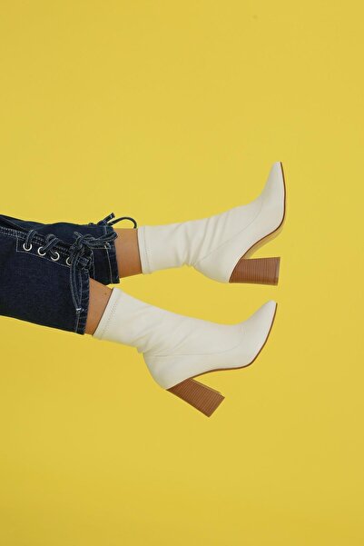 Stil Durağı Elton Model 8 Cm Topuklu Sitreç Bot Çizme Beyaz