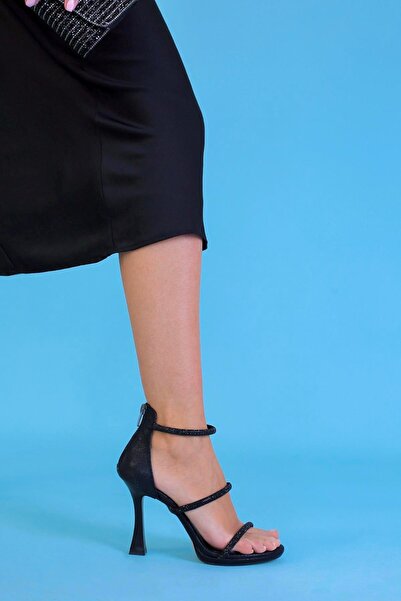 Stil Durağı حذاء فارليس بكعب 10 سم مع تفاصيل حجرية للموسم الجديد باللون الأسود