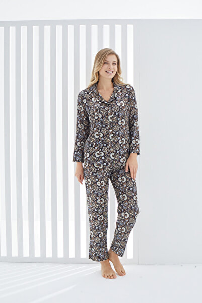 ERDENİZ TEKSTİL Satenski komplet pidžama sa prednjim dugmićima Cvetni dezen D...
