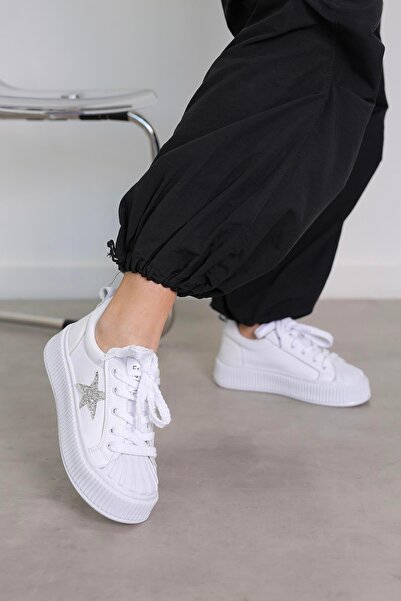 Stil Durağı DV7100 MODEL 3 CM TABANLI YENİ SEZON SPOR AYAKKABI BEYAZ