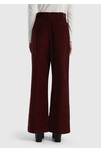 United Colors of Benetton Burgundy Velvet Women's Trousers - Flexible Design