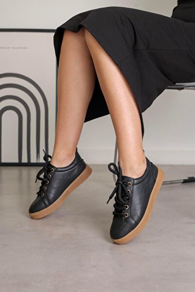 Stil Durağı Rs2452 Model 3 Cm Tabanlı Spor Ayakkabı Sıyah