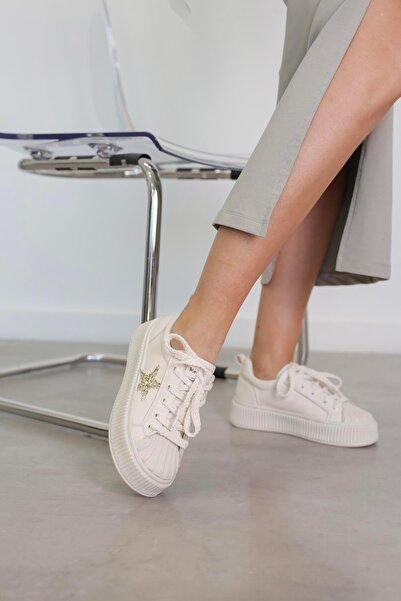 Stil Durağı DV7100 MODEL 3 CM TABANLI YENİ SEZON SPOR AYAKKABI TEN