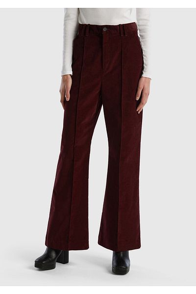 United Colors of Benetton Burgundy Velvet Women's Trousers - Flexible Design