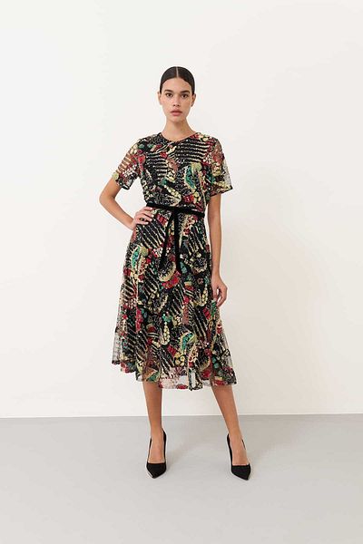 Roman ladies dresses and jackets online