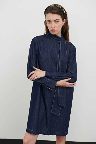 Roman Yakası Fularlı Denim Elbise Lacivert K2411017_015