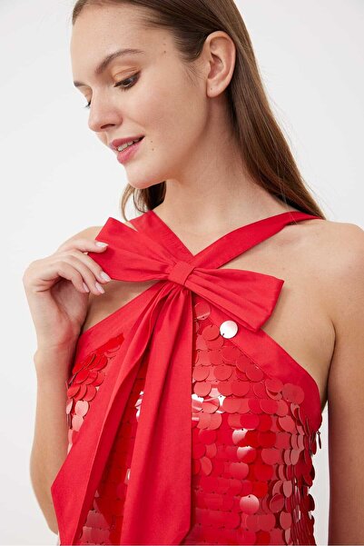 Roman Tafta Fiyonk Detaylı Diz Boy Payet Elbise Kırmızı K2411521_006