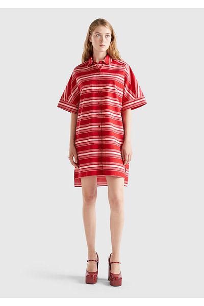 United Colors of Benetton Rochie roșie 100% bumbac pentru femei, cu guler de cămașă, cu dungi lungi la spate
