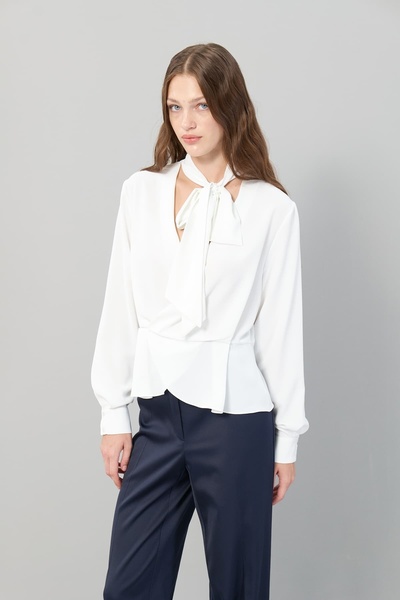 Roman Kruvaze Yaka Kendinden Fularlı Bluz Ekru K2513019_049