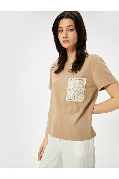 Koton Crew Neck Crochet Detailed Short Sleeve T-Shirt