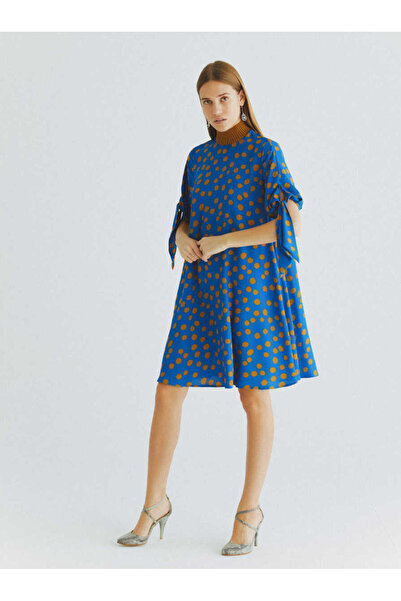 Roman Kol Detaylı Puantiyeli  Günlük Elbise Standart Renk K2011058_089