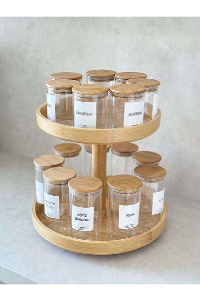 Dekorzdükkan Set of 16 Spice Holders with Bamboo Vacuum Lid and Swivel Stand (25Pcs Labels) + 16Pcs Wooden Spoons