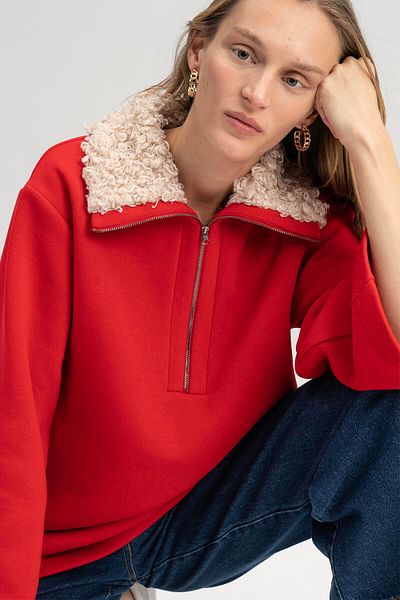Touché Privé Fur Collar Sweatshirt