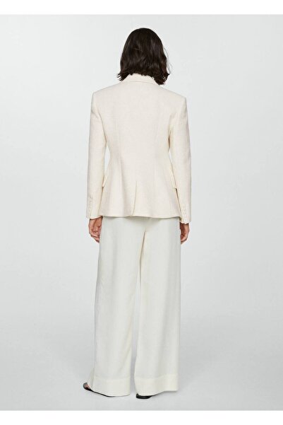 MANGO Woman Pens detaylı dokulu blazer ceket