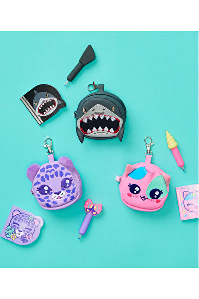 SMIGGLE Shark Mini Memo Notebook Pen Keychain Set