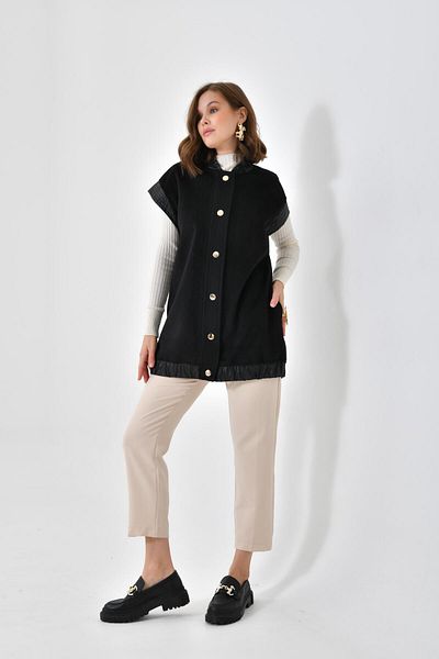 Garmi Black Stamp Ftz Women Women's Vest