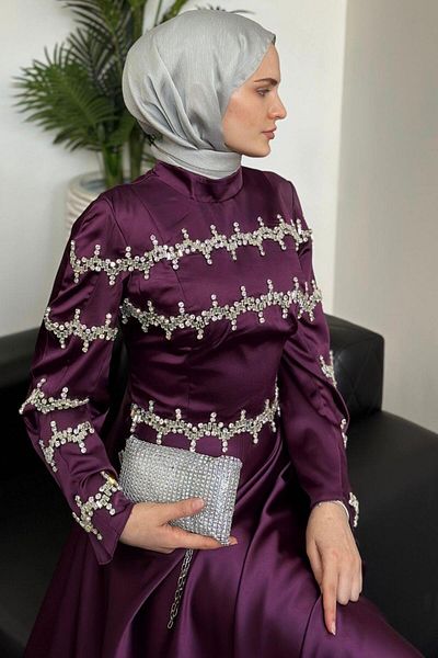 MERVEN AKYÜZ Plum Onsra Stone Evening Dress