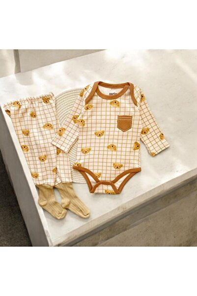 2-PIECE BODYSUIT AND BODYSUIT WITH TEDDY SOCKS AND PAJAMAS