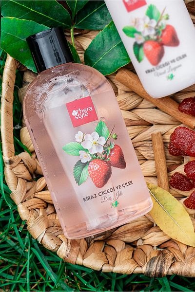 Thera Style Cherry Blossom and Strawberry Purifying Vegan Shower Gel 500ml