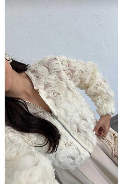 BelezaStore Κρεμ τρισδιάστατη ζακέτα τριαντάφυλλου