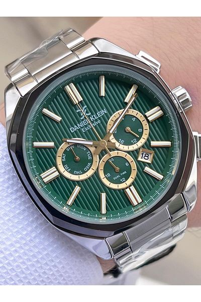Daniel Klein Men Wrist Watch with Inner Functions Active 30 Mt Water Resistant Fdk.10004F4