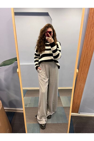 OUZ Fashion Women's Elastic Waist Slit Detailed Wide Leg Linen Trousers