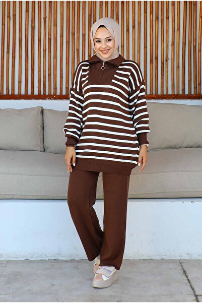 İmajButik Braunes, gestreiftes Strickset mit Kragen und Reißverschluss