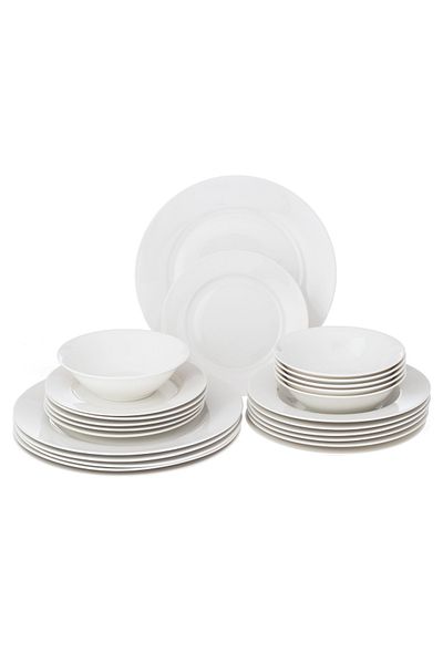 Dania Plain white porcelain dinner set consisting of 24 pieces