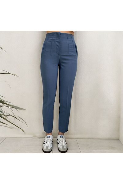 KAROL Pantaloni de damă din țesătură slim-fit cu fund plat