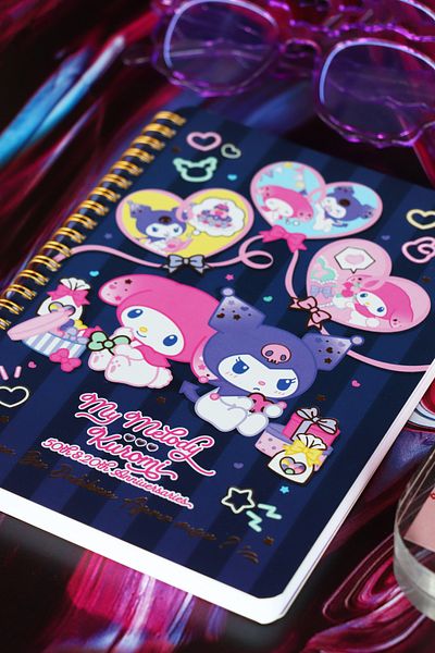Victoria's Journals Спирален дневник Kuromi & My Melody 14x20 см - Можете ли да ми дадете 1 минута?